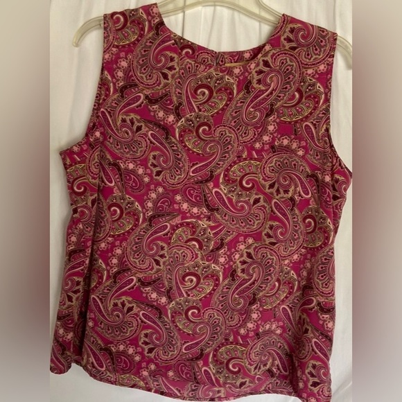 NOTIONS Sz-L Silky/Soft Paisley Tank-top, 1 Back 🗝️Hole Button- Good Used Shape - Picture 2 of 16